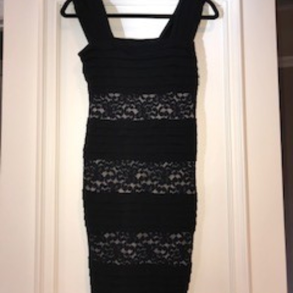 Sophisticated black lace cocktail dress